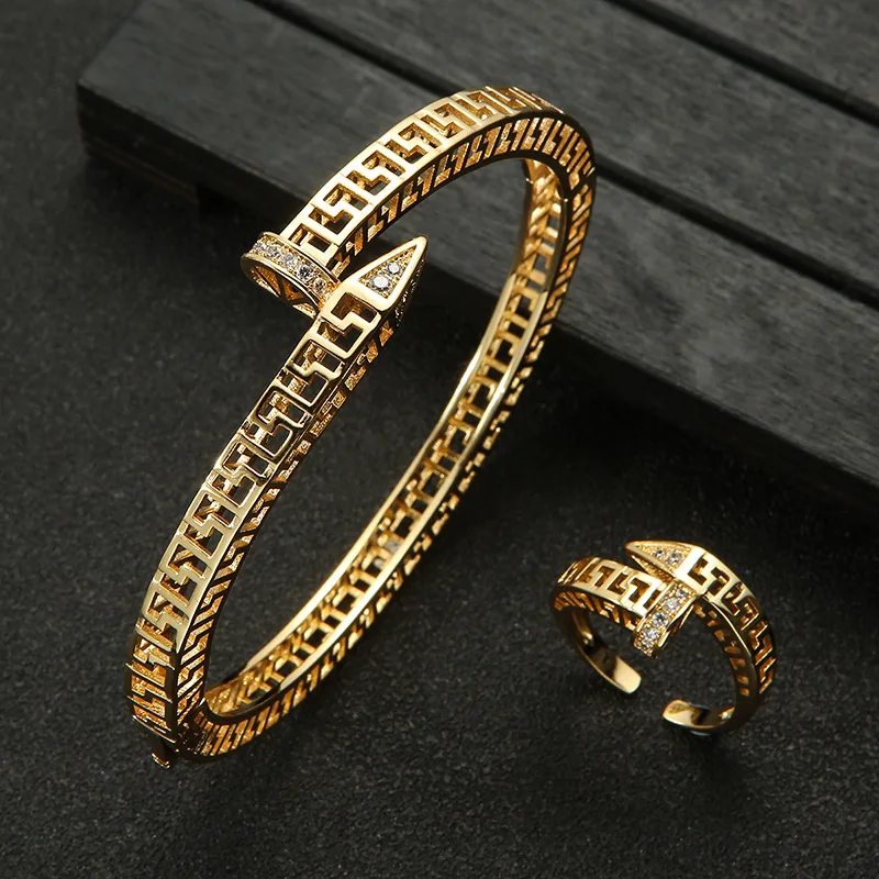 euramerican fashion high-end copper inlay zircon suits ms bracelet ring combination punk wind accessories
euramerican fashion high-end copper inlay zircon suits ms bracelet ring combination punk wind accessories