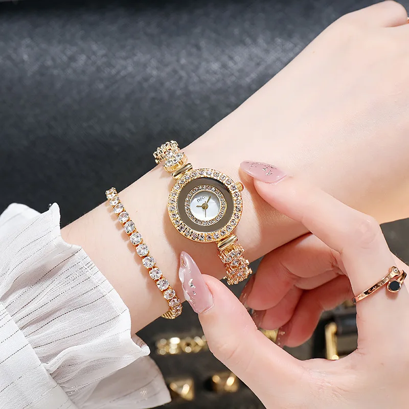 2pcs Set Luxury Women Rose Gold Watch Fashion Ladies Quartz Diamond Wristwatch Elegant Female Bracelet Watches
2pcs Set Luxury Women Rose Gold Watch Fashion Ladies Quartz Diamond Wristwatch Elegant Female Bracelet Watches