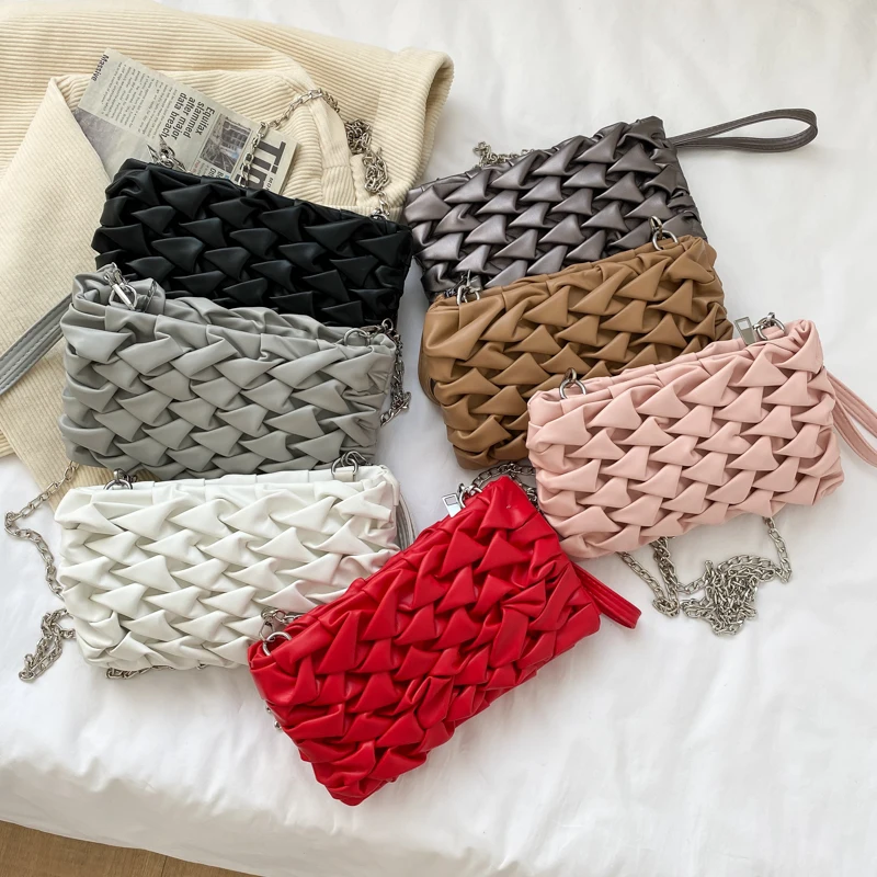 2021 new summer trendy texture messenger bag leather girls shoulder handbag Mini mobile phone bag, Blue, black,white or custom made
2021 new summer trendy texture messenger bag leather girls shoulder handbag Mini mobile phone bag, Blue, black,white or custom made