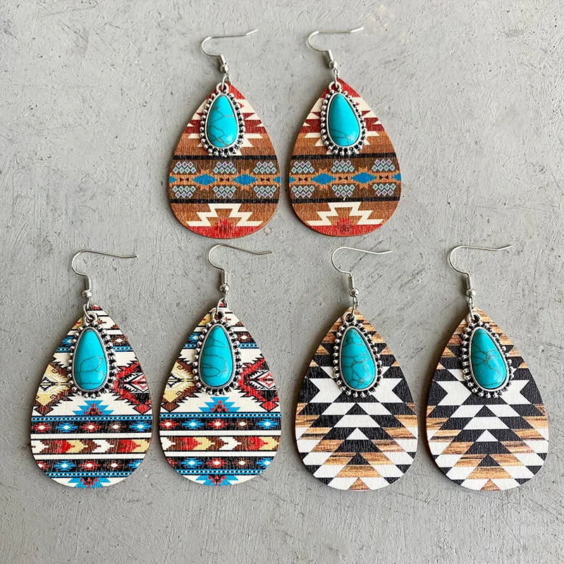 2022 New Handmade Creative Bohemian Teardrop Jewelry Wooden Stripe Grid Turquoise Stone Drop Earrings
2022 New Handmade Creative Bohemian Teardrop Jewelry Wooden Stripe Grid Turquoise Stone Drop Earrings