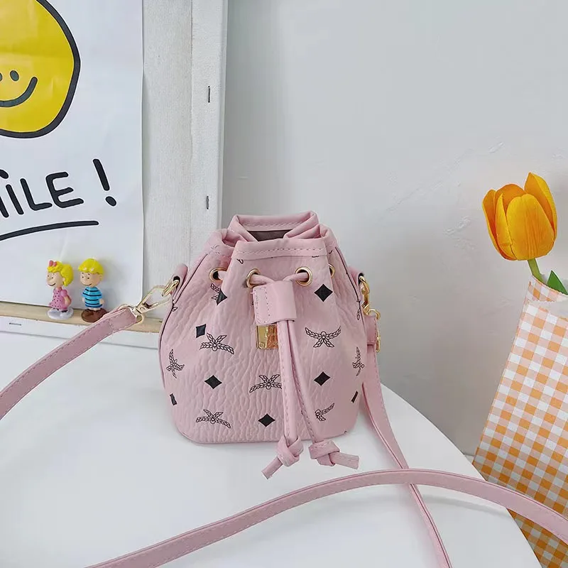 drawstring bucket bag girl purse kids designer handbags famous brand Kid mini purse luxury kids handbags for girls
drawstring bucket bag girl purse kids designer handbags famous brand Kid mini purse luxury kids handbags for girls