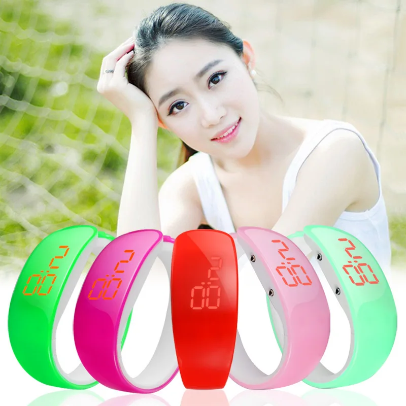 Wholesale 2020 smart bracelet High Quality Low cost Bracelet Sports Electronic Watch Led Bracelet Kid Student Couple Gift Watch
Wholesale 2020 smart bracelet High Quality Low cost Bracelet Sports Electronic Watch Led Bracelet Kid Student Couple Gift Watch