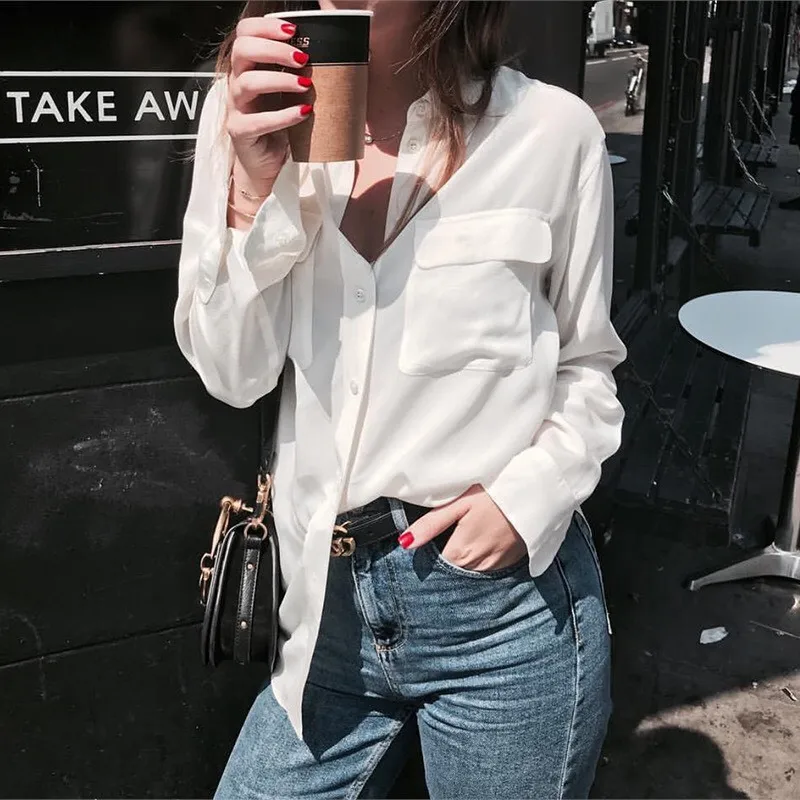 High Quality Commuter Chic Simple Long Sleeve Collar French Sand Washed Silk Double Pocket Blouse
High Quality Commuter Chic Simple Long Sleeve Collar French Sand Washed Silk Double Pocket Blouse
