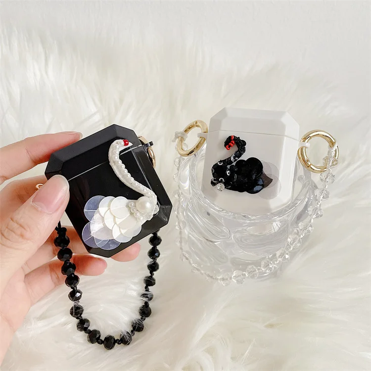 Fashion Luxury Cute Girl Cartoon Case with Bracelet Soft TPU Case de for Airpods 1 2 Pro for Air pods 1 2 3
Fashion Luxury Cute Girl Cartoon Case with Bracelet Soft TPU Case de for Airpods 1 2 Pro for Air pods 1 2 3