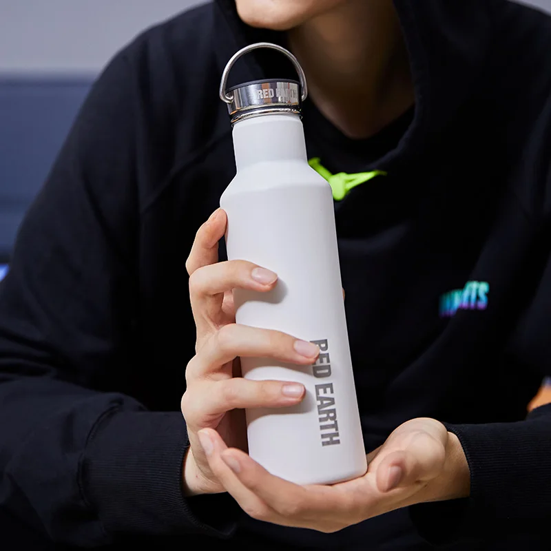 GiNT 530ML Made in China Sports GYM Yoga Vacuum Cup Stainless Steel Insulated Water Bottle with Good Quality, Customized colors acceptable
GiNT 530ML Made in China Sports GYM Yoga Vacuum Cup Stainless Steel Insulated Water Bottle with Good Quality, Customized colors acceptable