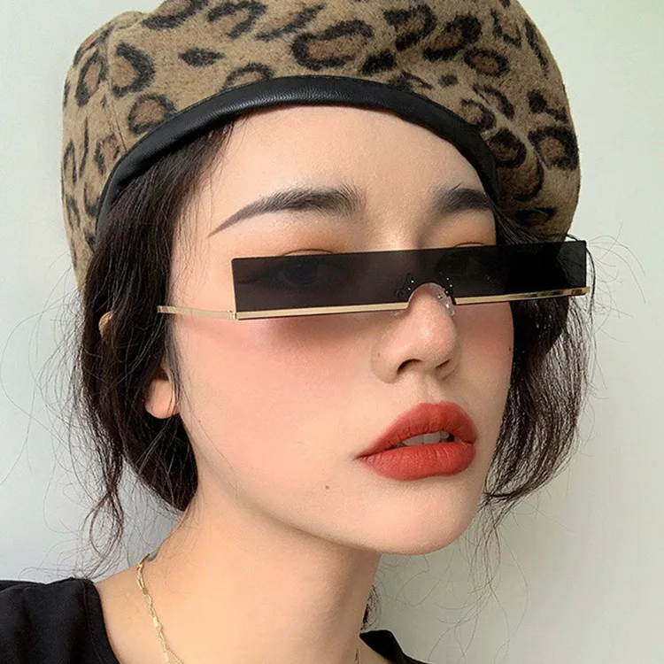 2021 New Gold Metal Sunglasses Slim Small Rectangle Glasses Sunglasses UV400 PC Lens Stylish Square Sunglasses Shades for Women
2021 New Gold Metal Sunglasses Slim Small Rectangle Glasses Sunglasses UV400 PC Lens Stylish Square Sunglasses Shades for Women