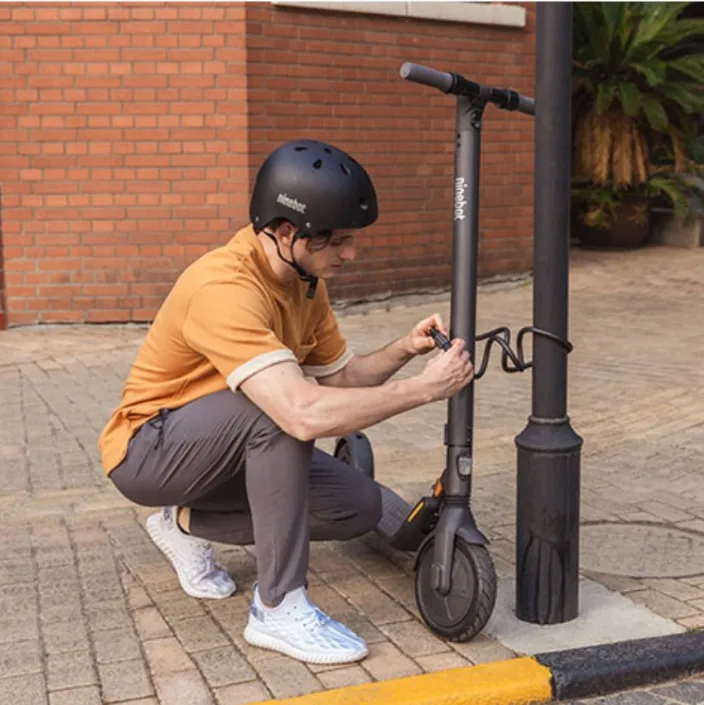 Original Ninebot electric Scooter E25 high elastic explosion-proof tire Xiaomi portable foldable two-wheel leisure balance car
Original Ninebot electric Scooter E25 high elastic explosion-proof tire Xiaomi portable foldable two-wheel leisure balance car