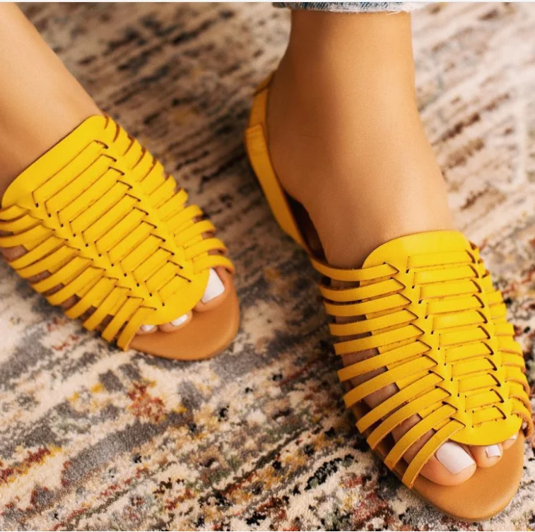 shoes woman Fashion Rome Open Toe chaussures femme Solid Colors Pointed Toe Flat Sandals fish mouth hollow flat shoes women
shoes woman Fashion Rome Open Toe chaussures femme Solid Colors Pointed Toe Flat Sandals fish mouth hollow flat shoes women