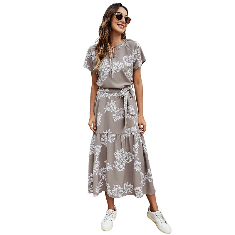Summer round neck short sleeves slimming women's wear long dress large swing dress printed dress, Picture shows
Summer round neck short sleeves slimming women's wear long dress large swing dress printed dress, Picture shows