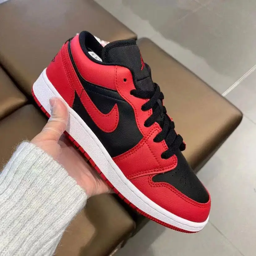Best selling AJ1 X version black and red Air Jordan 1 Low sneakers Jordan 1 men's casual shoes basketball running Nike shoes
Best selling AJ1 X version black and red Air Jordan 1 Low sneakers Jordan 1 men's casual shoes basketball running Nike shoes