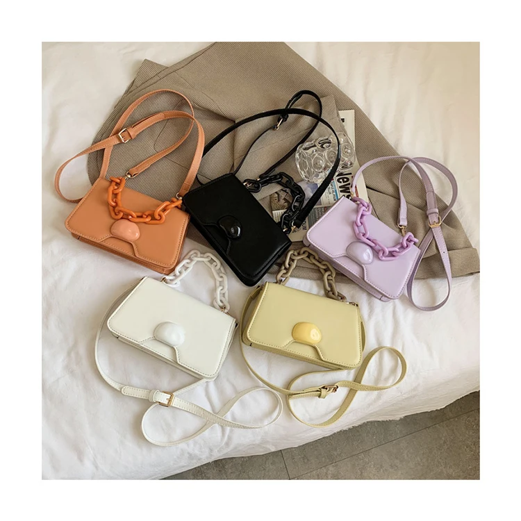New Design Acrylic Chain Trapezoid Bags Simple Ins Crossbody Bags For Women Luxury Fashion Brand PU Shoulder Handbags Female
New Design Acrylic Chain Trapezoid Bags Simple Ins Crossbody Bags For Women Luxury Fashion Brand PU Shoulder Handbags Female