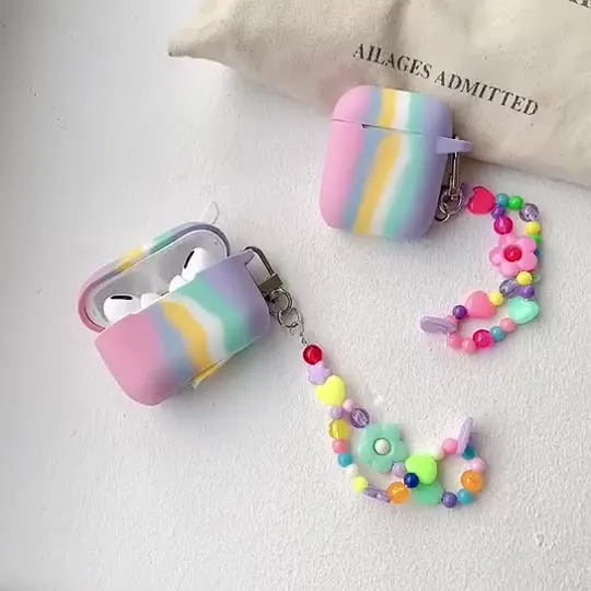 Luxury Silicone For Airpod Case With Chain Fashion Rainbow Conjoint One-piece Silicon Case For Airpod Pro
Luxury Silicone For Airpod Case With Chain Fashion Rainbow Conjoint One-piece Silicon Case For Airpod Pro