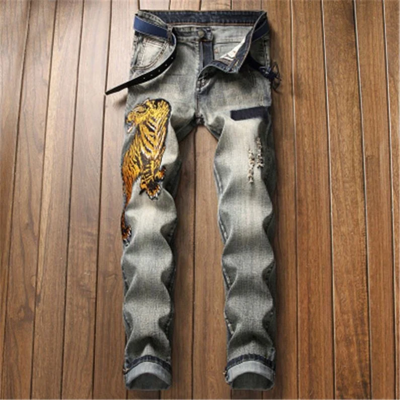 Jhcentury Men's new Retro style Tiger Pattern embroidery casual trousers hip-hop streamers Slim trousers, Customized color
Jhcentury Men's new Retro style Tiger Pattern embroidery casual trousers hip-hop streamers Slim trousers, Customized color