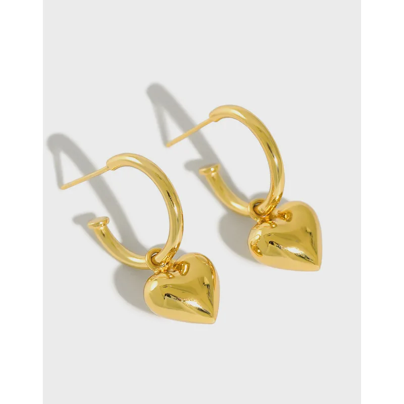 Korean S925 sterling silver earrings ins simple female student Jewelry love heart drop earrings
Korean S925 sterling silver earrings ins simple female student Jewelry love heart drop earrings