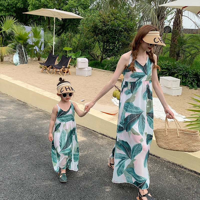 Family Matching Outfits 2022 New Arrival Summer Bohemian Sexy Backless Vacation Beach Dress
Family Matching Outfits 2022 New Arrival Summer Bohemian Sexy Backless Vacation Beach Dress