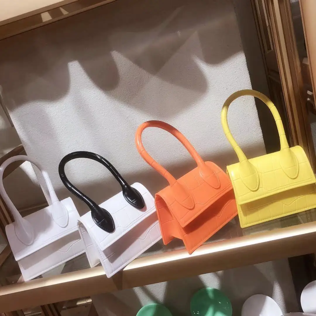 2021 Latest Design Mini Lovely Purse and Handbag for Girls Designer Cross Body Bag, Multi colours
2021 Latest Design Mini Lovely Purse and Handbag for Girls Designer Cross Body Bag, Multi colours