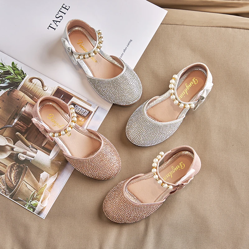 2021 spring and summer new trendy kids flat sandals crystal shoes fashion girls PEARL princess shoes PARTY
2021 spring and summer new trendy kids flat sandals crystal shoes fashion girls PEARL princess shoes PARTY