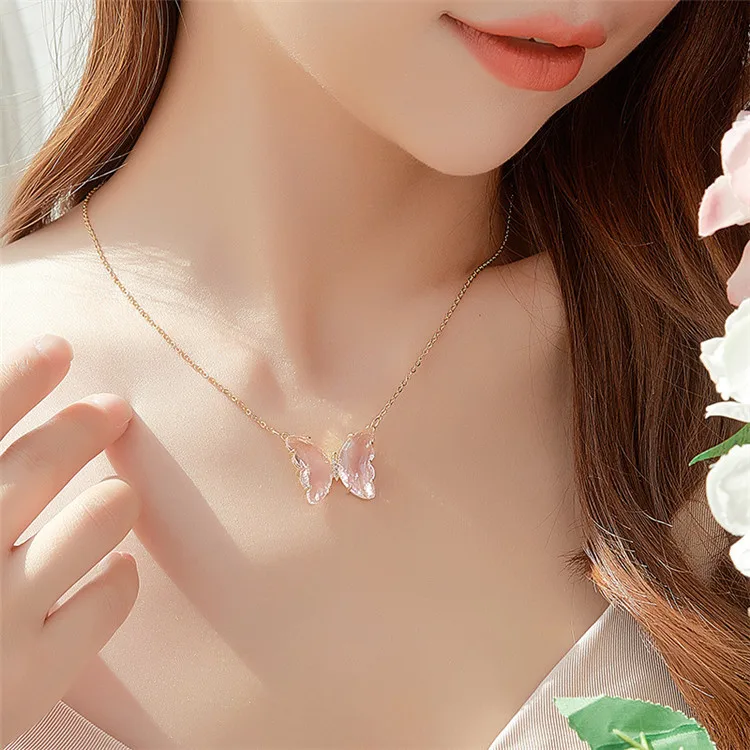 SP 18K Real Gold Plating Crystal Pendant Butterfly Necklace Glass Crystal Colorful Butterfly Necklace
SP 18K Real Gold Plating Crystal Pendant Butterfly Necklace Glass Crystal Colorful Butterfly Necklace