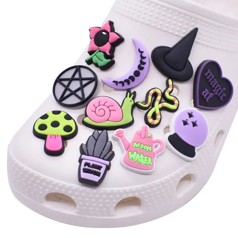 High quality cute cartoon hot sale PVC soft detachable shoe decoration decorative bracelet, As picture/custom
High quality cute cartoon hot sale PVC soft detachable shoe decoration decorative bracelet, As picture/custom