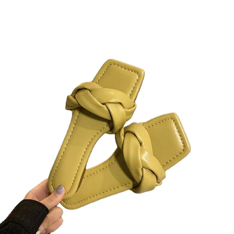 2020 summer and autumn new sandals and slippers women's shoes flat one line casual comfortable all-match slippers, Picture
2020 summer and autumn new sandals and slippers women's shoes flat one line casual comfortable all-match slippers, Picture