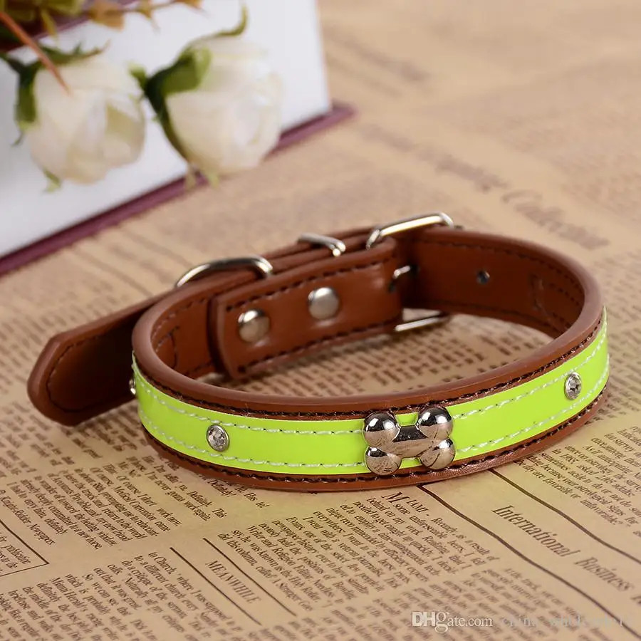 Personalized Crystal Studded Reflective Dog Collar Pu Leather Collars For Dogs Necklace Pet Products For Animals
Personalized Crystal Studded Reflective Dog Collar Pu Leather Collars For Dogs Necklace Pet Products For Animals