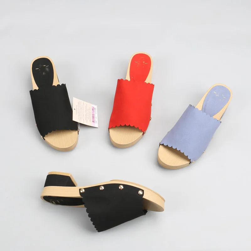 chinese factory lady women medium thick high women high heel shoes, As picture
chinese factory lady women medium thick high women high heel shoes, As picture