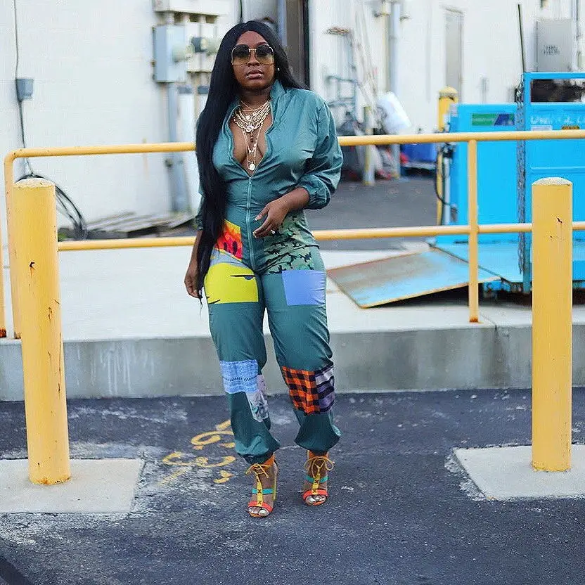 Hot selling fashion trendy printing Patch jumpsuit fall 2022 women clothes, Customized color/as show
Hot selling fashion trendy printing Patch jumpsuit fall 2022 women clothes, Customized color/as show