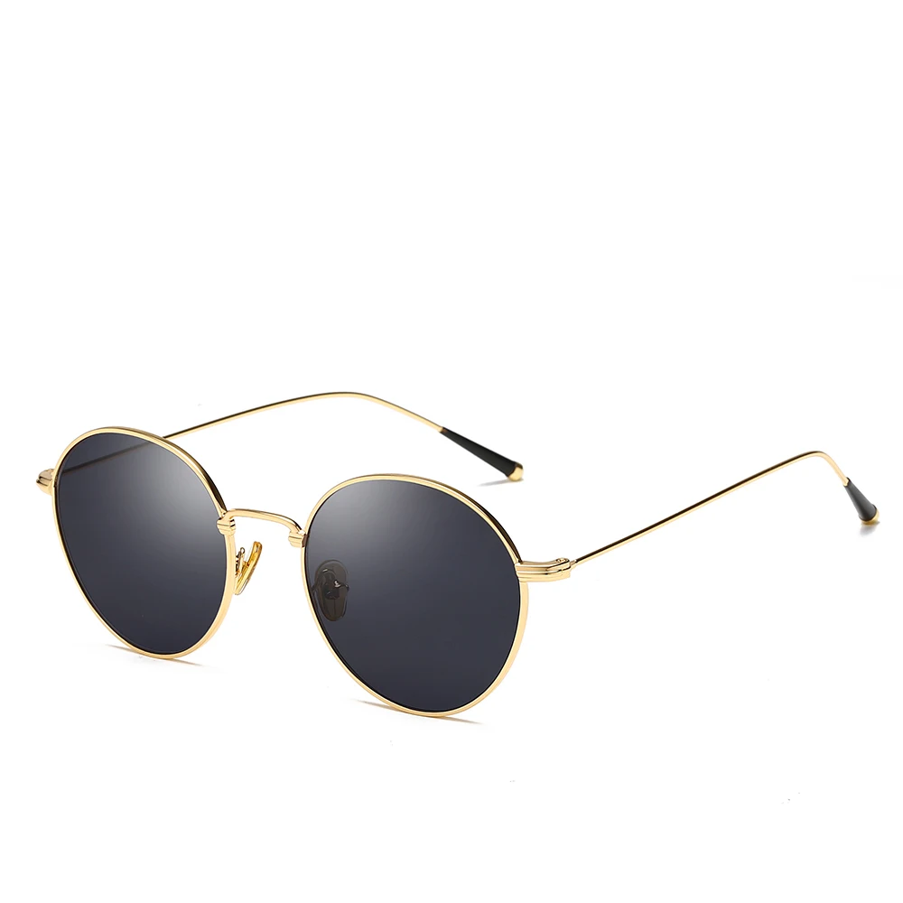 New personality retro sunglasses with metal round frame men and women trendy sunglasses
New personality retro sunglasses with metal round frame men and women trendy sunglasses
