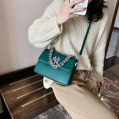2021 Latest Purse Women New York Purse Fashion Purses Handbags Bag Ladies Hand Bags Rivet Pu Stock Quick Shipping
2021 Latest Purse Women New York Purse Fashion Purses Handbags Bag Ladies Hand Bags Rivet Pu Stock Quick Shipping