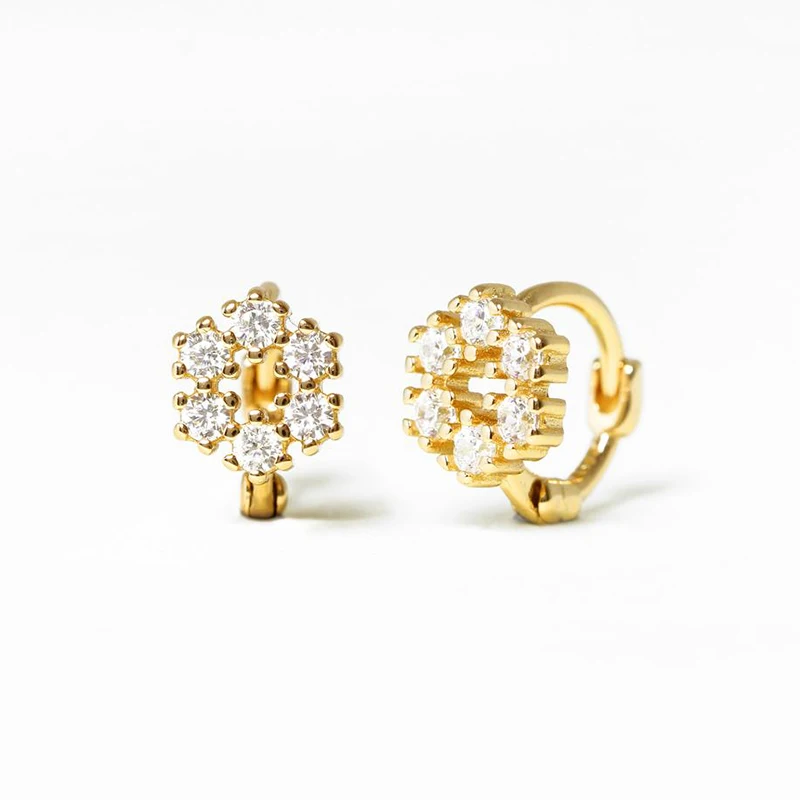 ROXI fashion silver jewelry 925 sterling fancy design flower zircon hoop earring for women, Gold/white
ROXI fashion silver jewelry 925 sterling fancy design flower zircon hoop earring for women, Gold/white