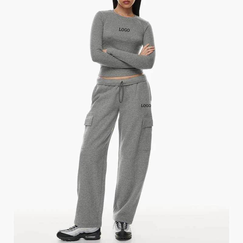 F230442 Factory Custom Women Hip-Hop Streetwear Croptop Long Sleeve Shirts Cargo Trouser Pants With Pocket Drawstring
F230442 Factory Custom Women Hip-Hop Streetwear Croptop Long Sleeve Shirts Cargo Trouser Pants With Pocket Drawstring