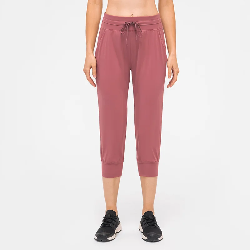 new high-waist yoga pants women's quick-drying elastic running fitness pants slimming feet sports cropped
new high-waist yoga pants women's quick-drying elastic running fitness pants slimming feet sports cropped