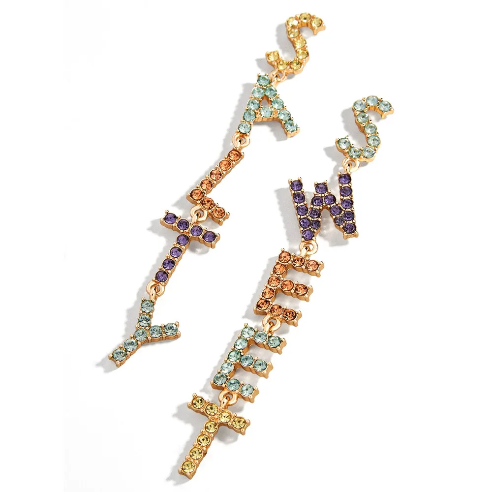 Fashion Letters Sweet Pendant Dangle Earrings For Women Ladies Colorful Diamond Drop Earring Jewelry Factory Custom, Gold
Fashion Letters Sweet Pendant Dangle Earrings For Women Ladies Colorful Diamond Drop Earring Jewelry Factory Custom, Gold