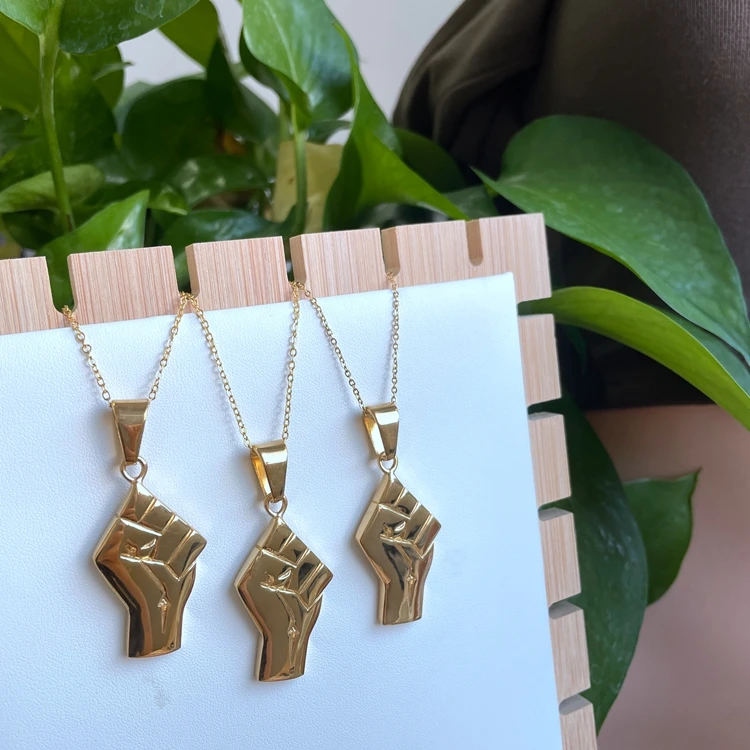 Jialin Wholesale Hiphop refueling gesture pendant stainless steel jewelry for men hand necklace
Jialin Wholesale Hiphop refueling gesture pendant stainless steel jewelry for men hand necklace