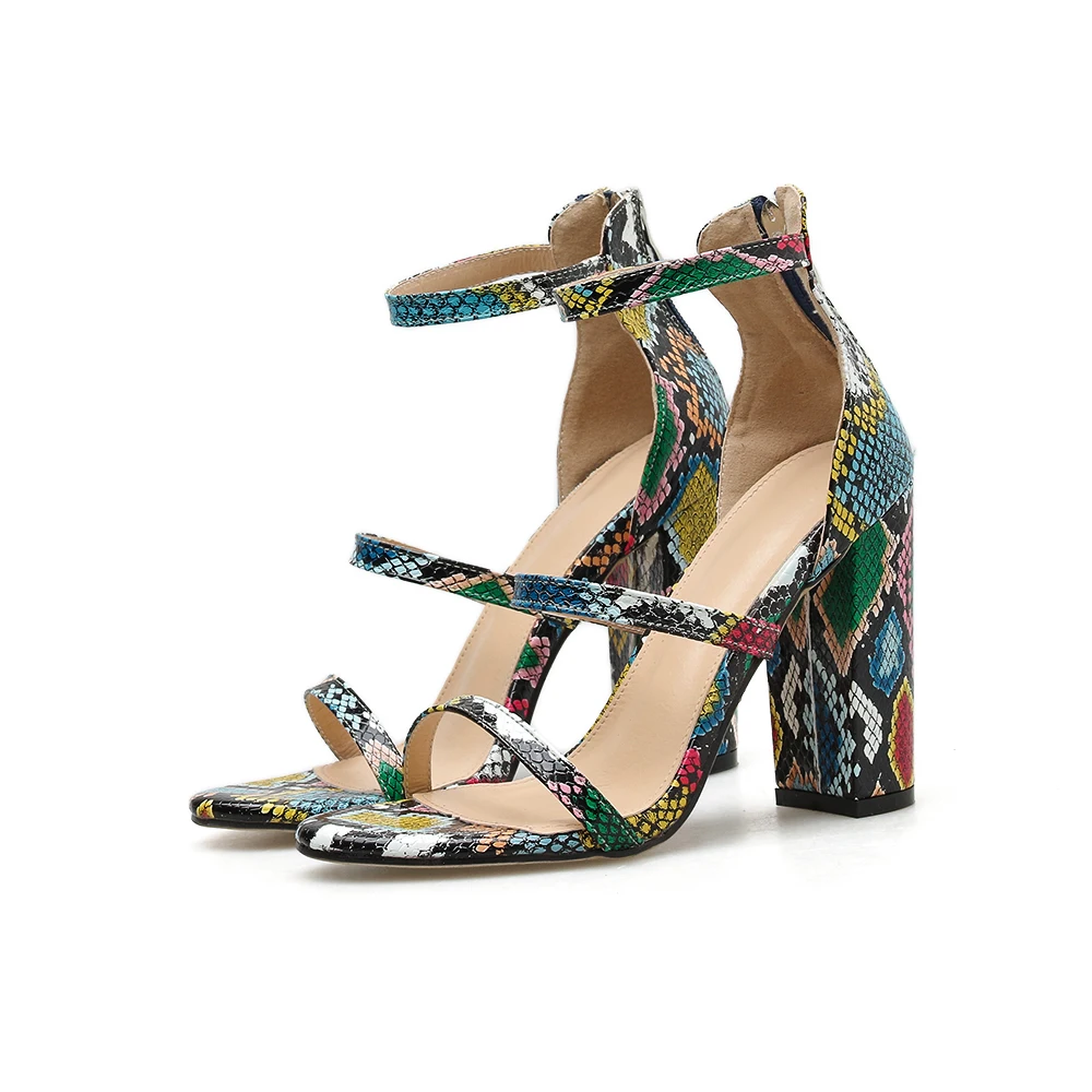 Designer brand sandals ladies shoes peep toe Zip Green color Square high heels party dress shoes size 40
Designer brand sandals ladies shoes peep toe Zip Green color Square high heels party dress shoes size 40