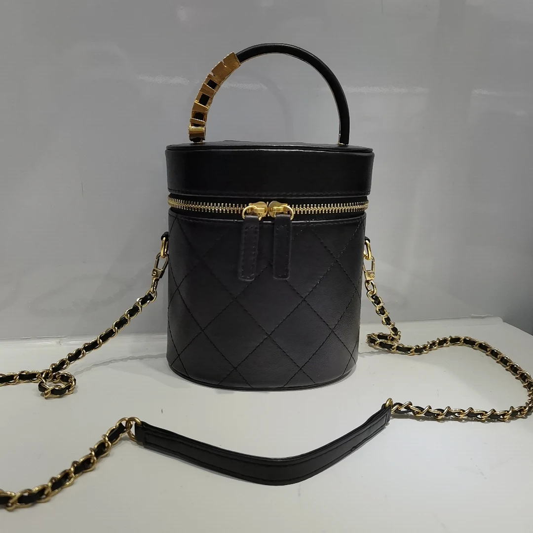 2021 Hot selling women crossbody shoulder bags luxury genuine leather bucket bag change mobile phone bags, Customized color
2021 Hot selling women crossbody shoulder bags luxury genuine leather bucket bag change mobile phone bags, Customized color
