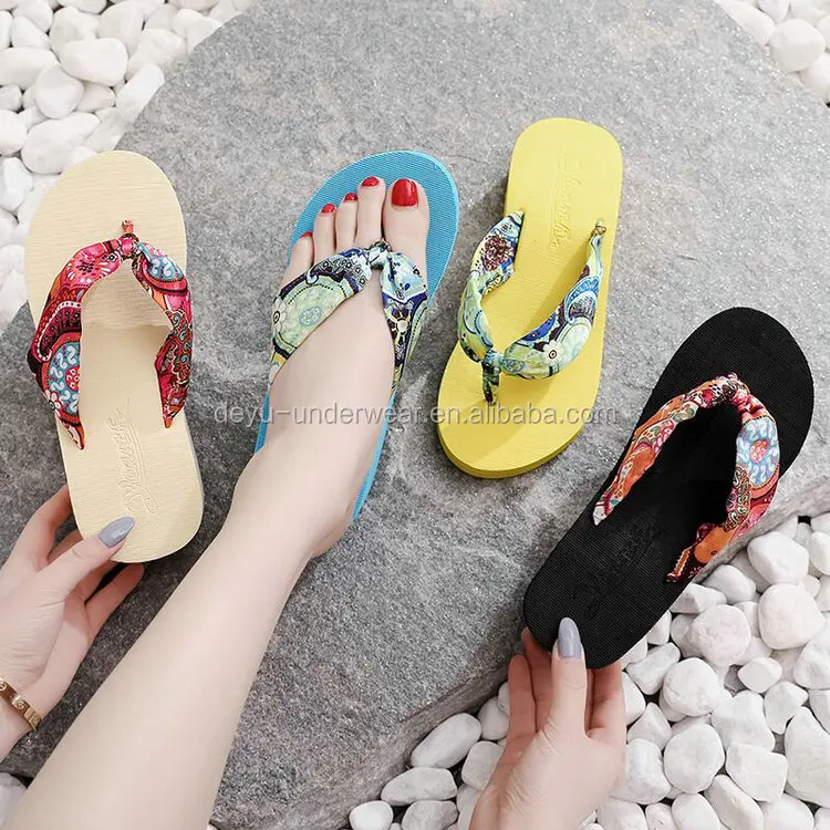 1.2 Dollars Model SWB006 Women's Flip Flops Wedge Sandals Clip Toe High Heel Summer Beach silk slippers
1.2 Dollars Model SWB006 Women's Flip Flops Wedge Sandals Clip Toe High Heel Summer Beach silk slippers