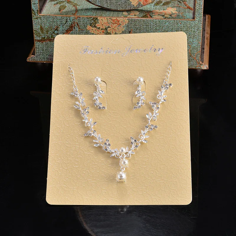 Loftily Clear Rhinestone Crystal Earrings Necklace Set Bridal Jewelry Wedding Jewelry Bridal Wedding Party Pearl Necklace
Loftily Clear Rhinestone Crystal Earrings Necklace Set Bridal Jewelry Wedding Jewelry Bridal Wedding Party Pearl Necklace