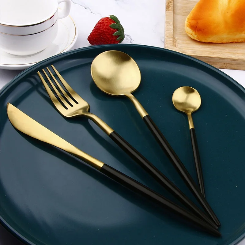 Hot Sale Stainless Steel 304 Silverware Matte Gold Black Flatware Handle Cutlery Box Gift Set, Black gold
Hot Sale Stainless Steel 304 Silverware Matte Gold Black Flatware Handle Cutlery Box Gift Set, Black gold