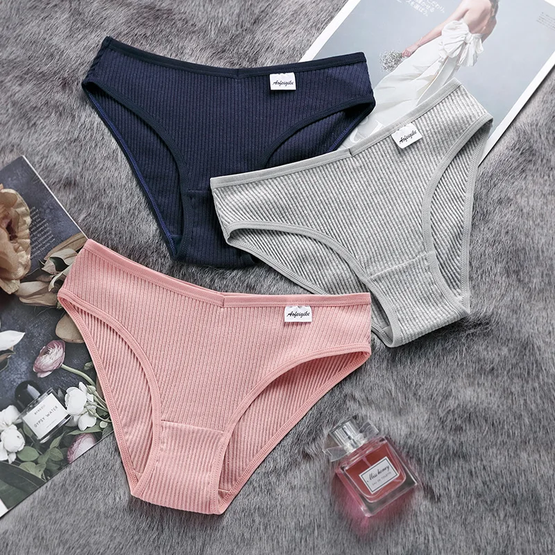 Pure Cotton Underwear Female Japanese Mid-Waist Girl Student Panties Lingerie, Picture
Pure Cotton Underwear Female Japanese Mid-Waist Girl Student Panties Lingerie, Picture