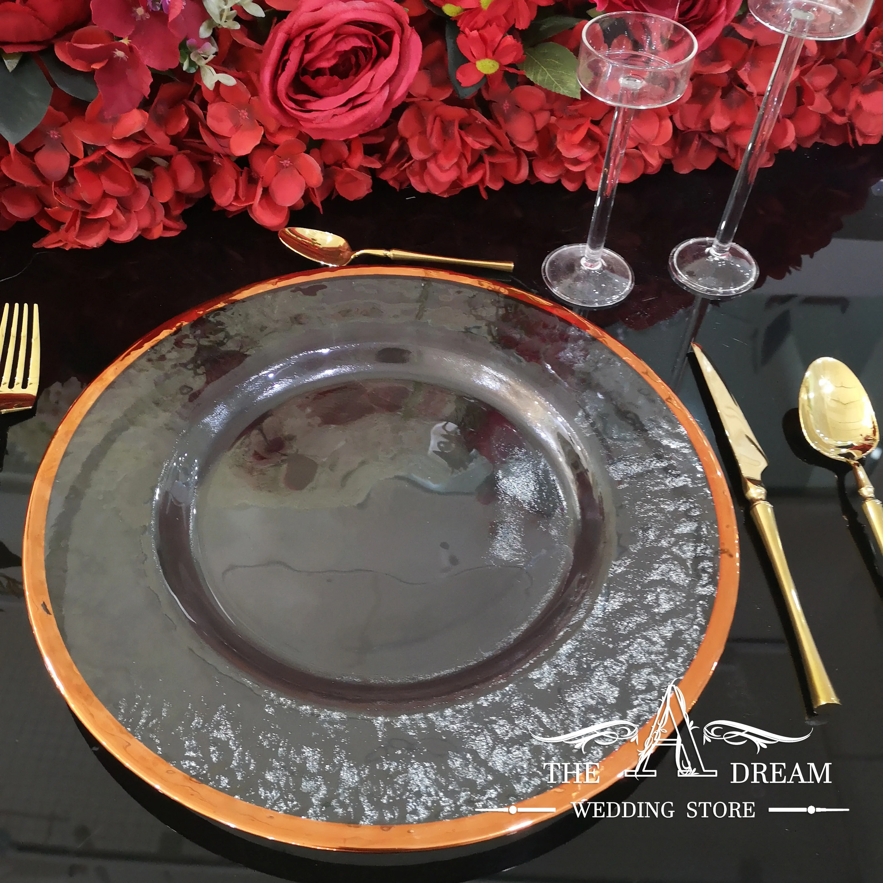 GCP-0038 Transparent Glass Charger Plate 33cm Luxury Wedding Glass Charger Plate / Plato de boda From The A Dream Wedding Store
GCP-0038 Transparent Glass Charger Plate 33cm Luxury Wedding Glass Charger Plate / Plato de boda From The A Dream Wedding Store