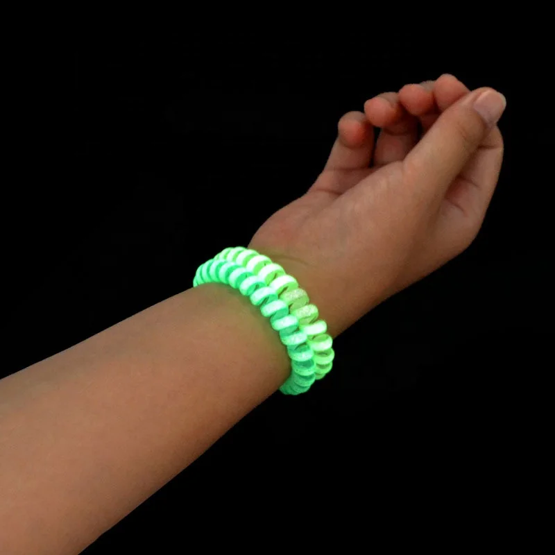 Luminous hair phone cord hair ring female bold leather hood simple ponytail rubber band
Luminous hair phone cord hair ring female bold leather hood simple ponytail rubber band