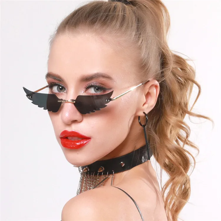 Custom Designed Sun Glasses Ladies Rimless Angle Wings Sunglasses 2020 Women, Picture shows
Custom Designed Sun Glasses Ladies Rimless Angle Wings Sunglasses 2020 Women, Picture shows