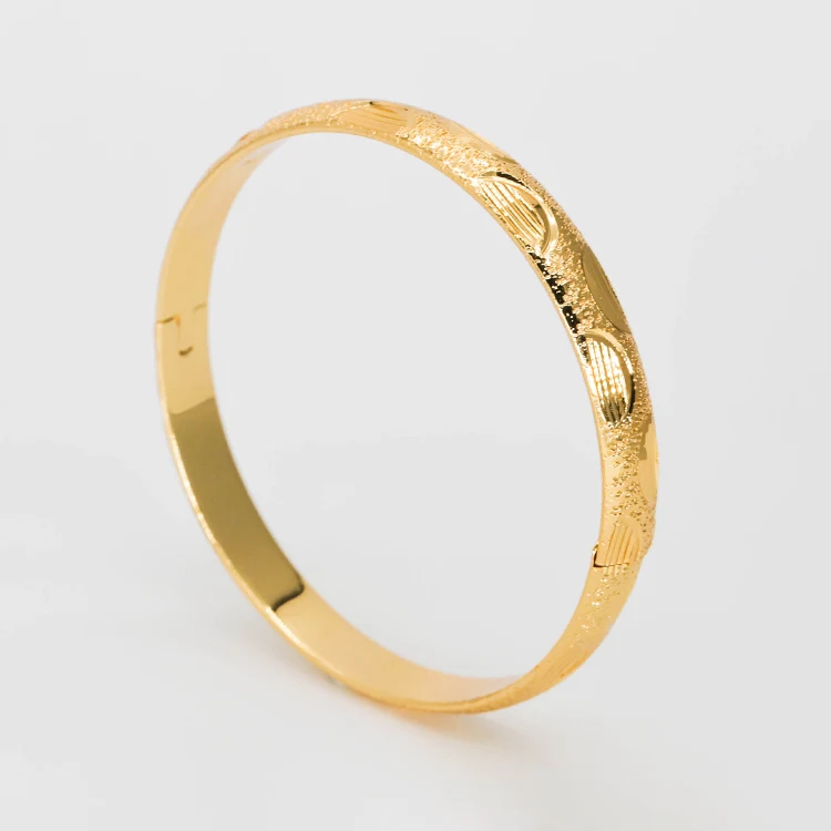Delicate bride bracelet jewelry bridal wedding accessory gold bangle luxury style bracelets for women jewelry
Delicate bride bracelet jewelry bridal wedding accessory gold bangle luxury style bracelets for women jewelry