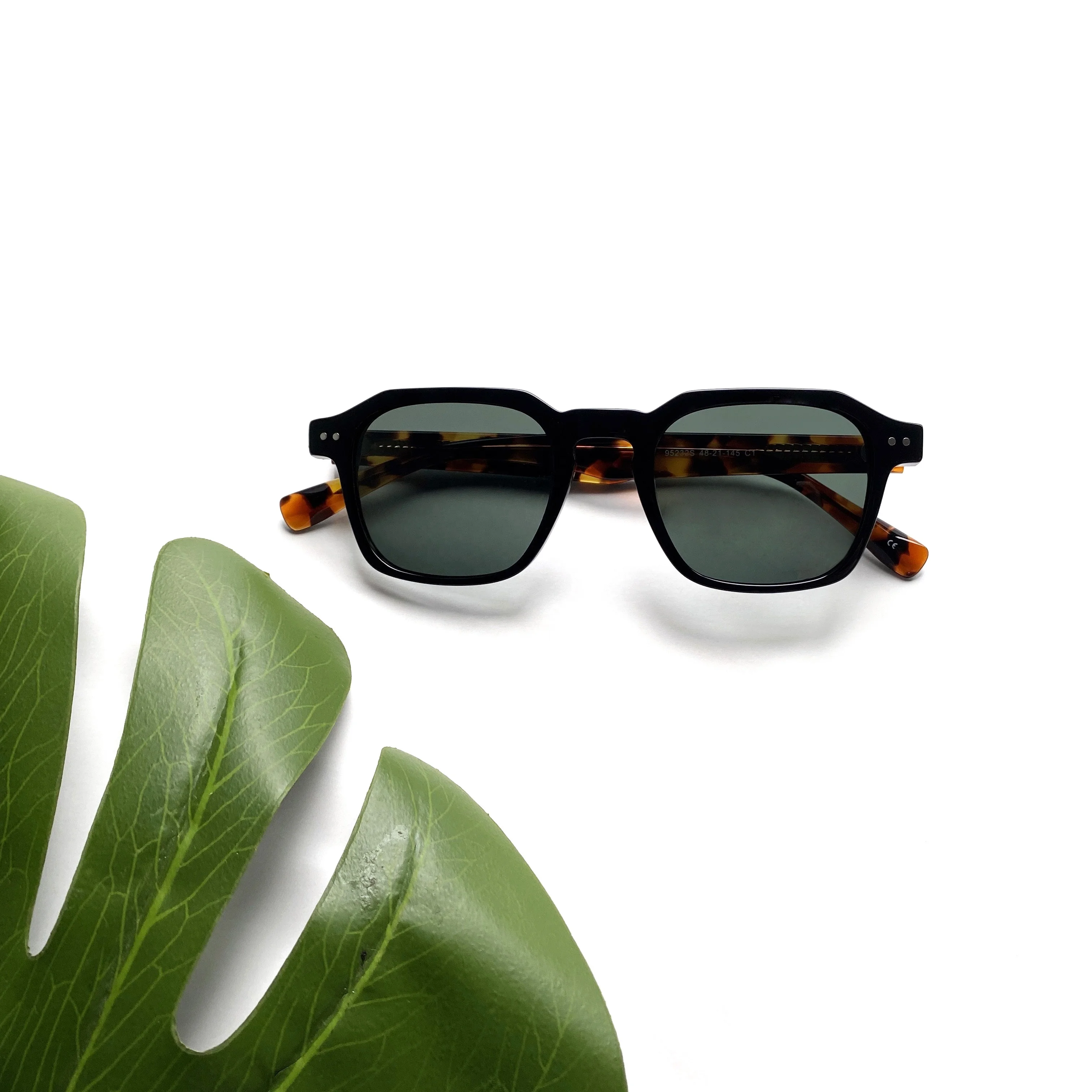 2023 Hot Sale Custom Logo Fashion Vintage Designer UV400 Acetate Polarized Sunglasses For Women
2023 Hot Sale Custom Logo Fashion Vintage Designer UV400 Acetate Polarized Sunglasses For Women