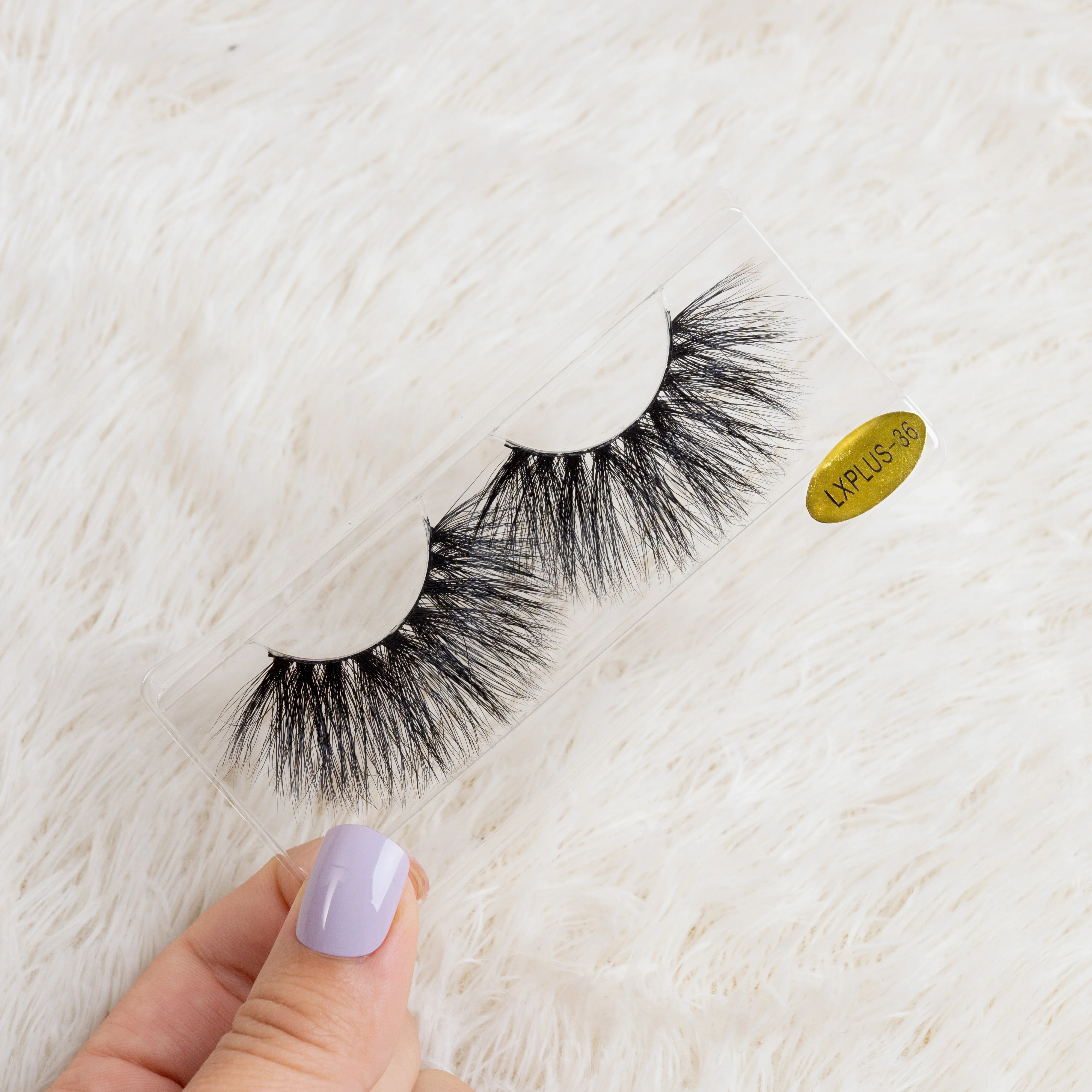 lashes box mink lashes package circle case with tray mink eyelashes and packaging with glue, Black color, colorful color also available
lashes box mink lashes package circle case with tray mink eyelashes and packaging with glue, Black color, colorful color also available