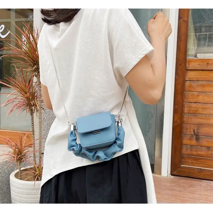 Bandana Purses Tote Bags 2021 New Release Women Handbags L Luxury Cute Designer Cosmetic Wholesale Purses Handbags Box Bags
Bandana Purses Tote Bags 2021 New Release Women Handbags L Luxury Cute Designer Cosmetic Wholesale Purses Handbags Box Bags