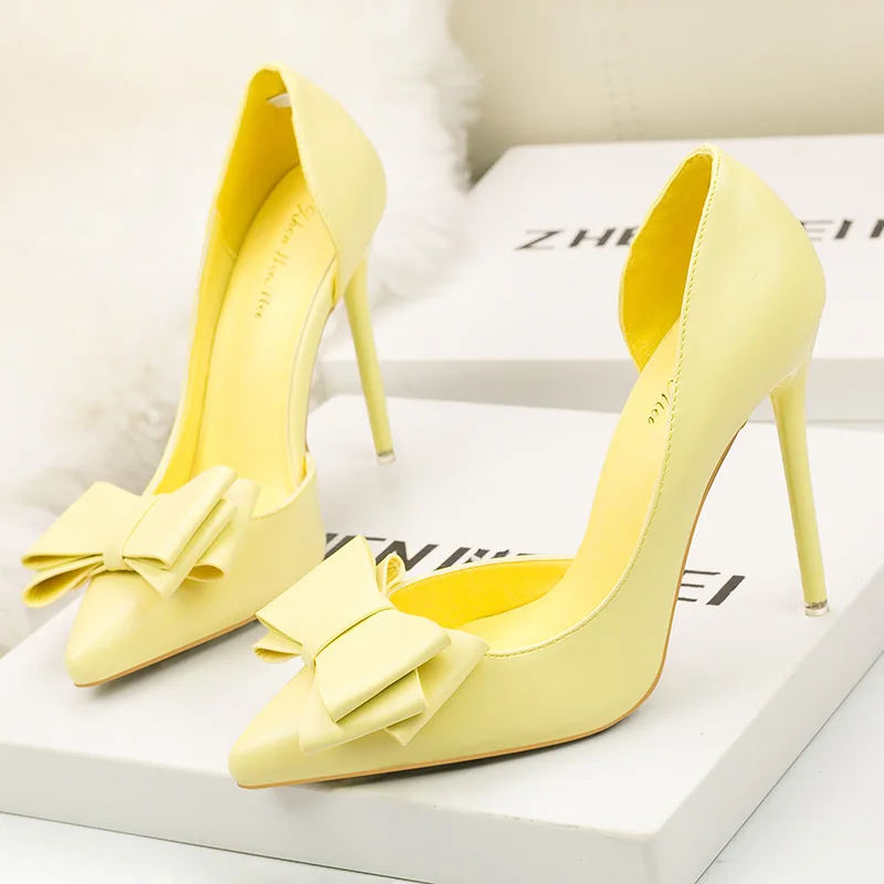 Womens Sexy Pointed Toe Patent Leather High Heels Corset Bowknot Pumps Party Court Wedding Shoes
Womens Sexy Pointed Toe Patent Leather High Heels Corset Bowknot Pumps Party Court Wedding Shoes