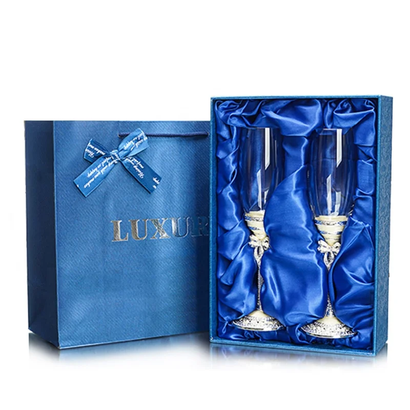 OEM Crystal Wedding Champagne Glasses Flutes Wine Glasses In Luxury Box For Wedding Gift
OEM Crystal Wedding Champagne Glasses Flutes Wine Glasses In Luxury Box For Wedding Gift