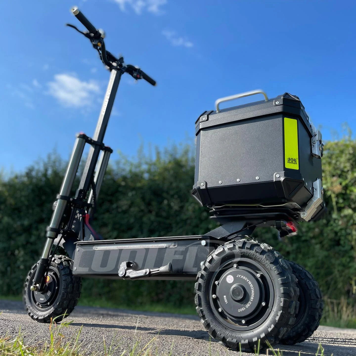 Big wheel electric scooter 3 wheels adult 60v 31ah 3600w 5400w electric scooter for adults
Big wheel electric scooter 3 wheels adult 60v 31ah 3600w 5400w electric scooter for adults